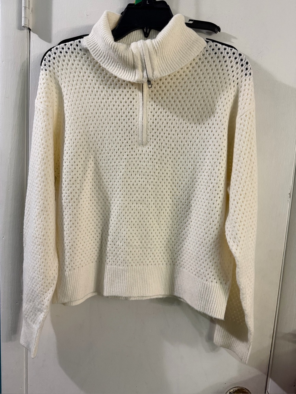 Universal Thread XS Sweater